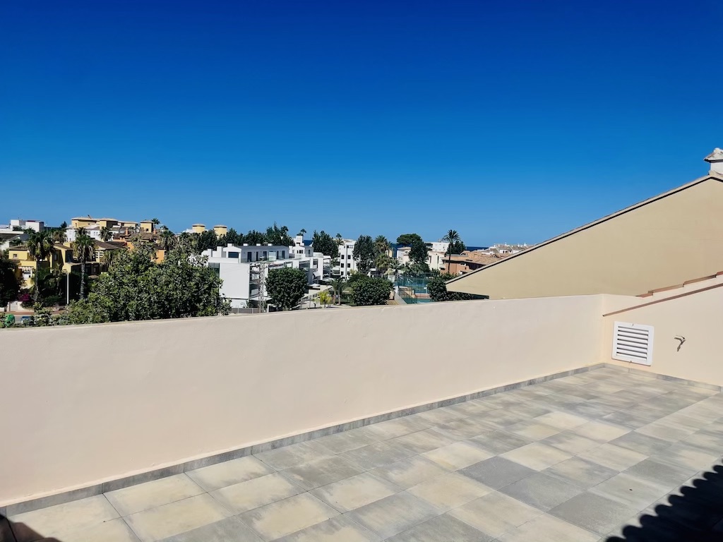 Penthouse apartment for sale in Javea