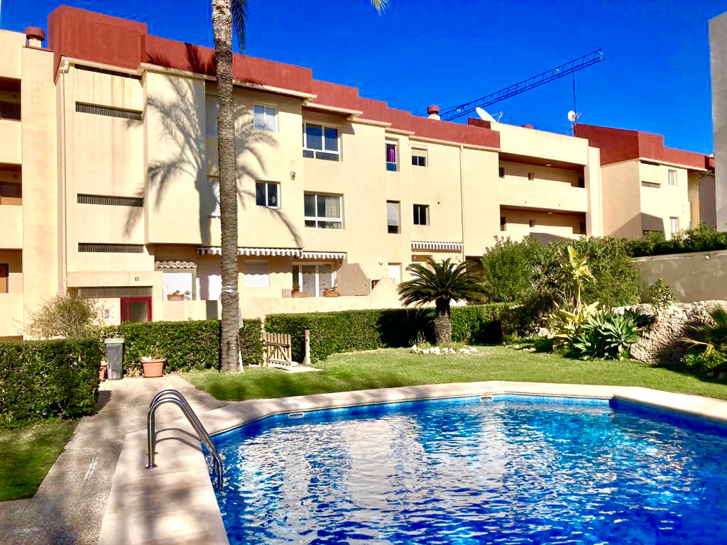 Apartment for sale in Javea on Frontline