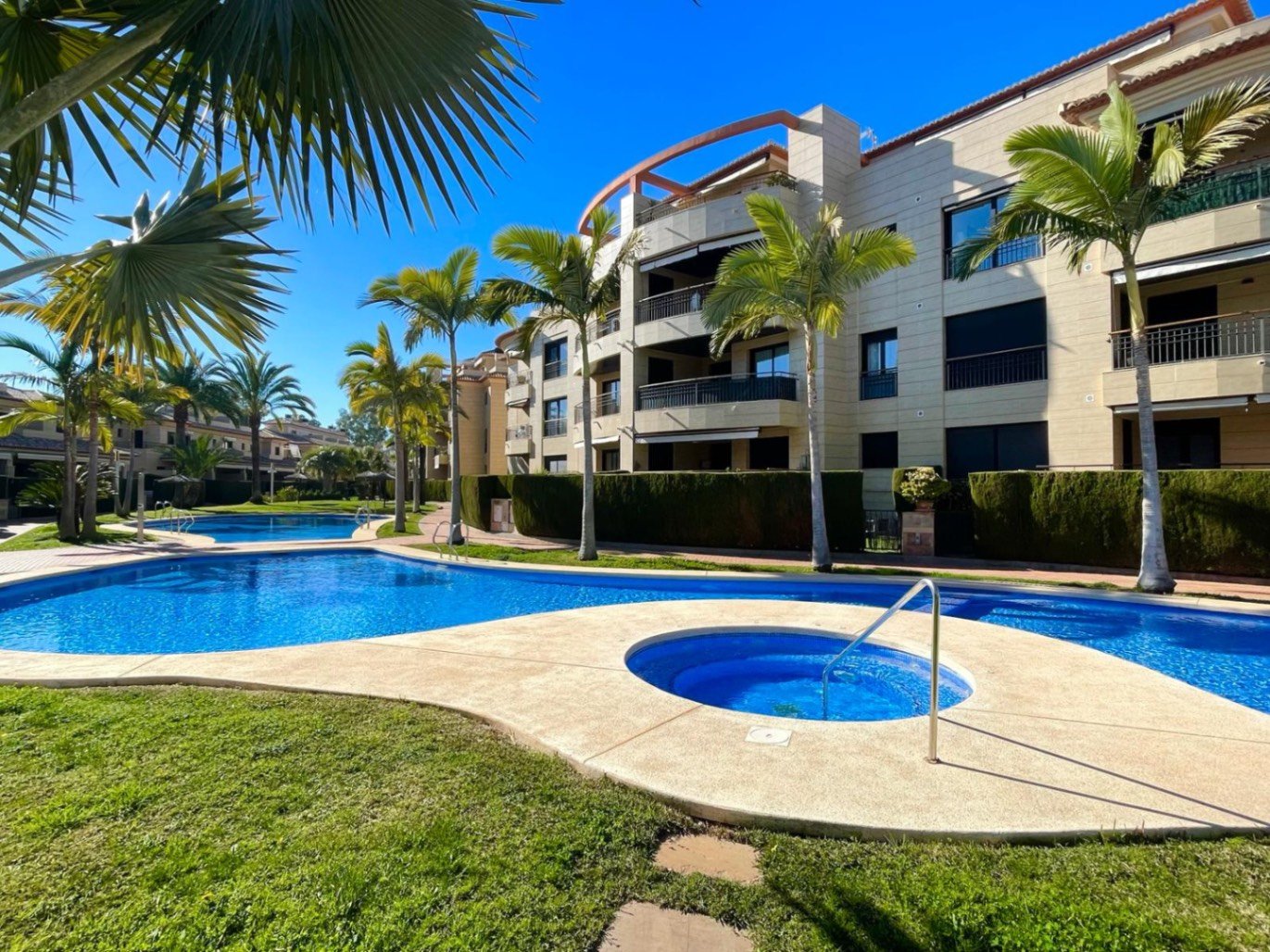 Apartamentos y Pisos de Lujo en venta en Javea