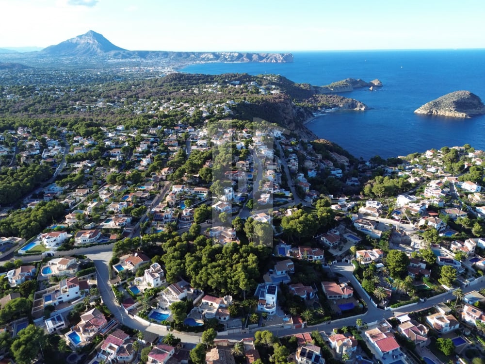 Parcela en venta en Jávea en la zona de Balcón al Mar