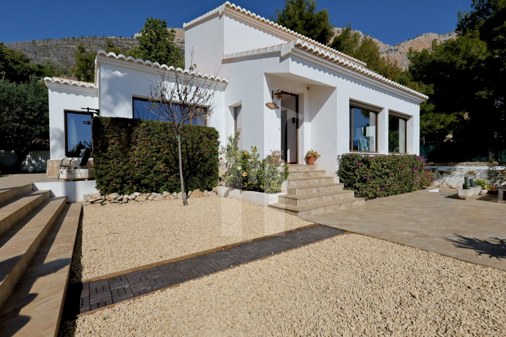 Villa for sale in Javea