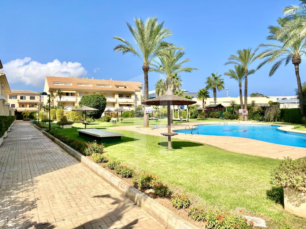 Apartment for rent next to Arenal beach!