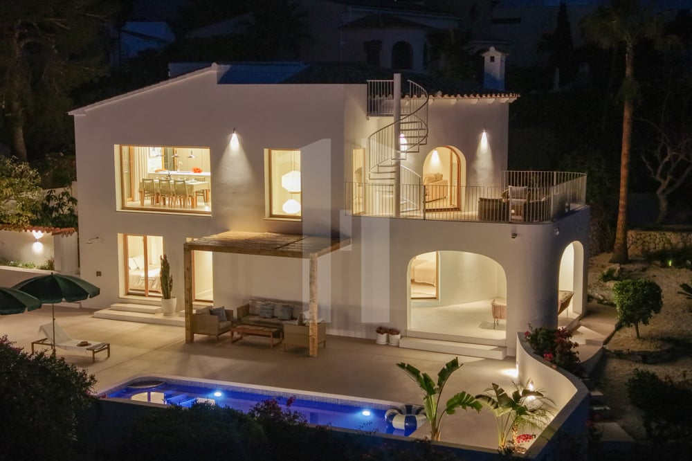 Villa de lujo en venta en Jávea recién reformada.