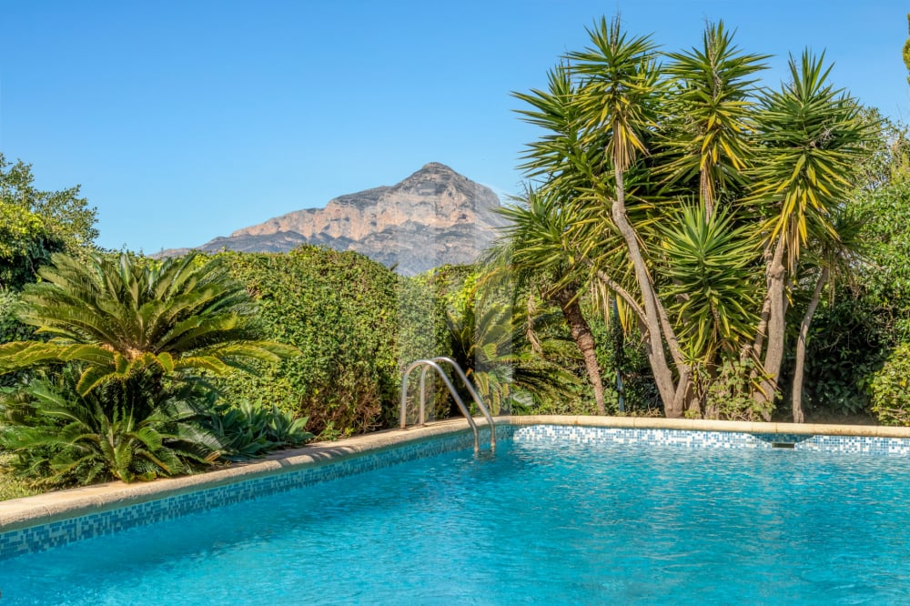 Villa exclusiva con vistas panorámicas al mar y al Montgó en El Tosalet, Jávea