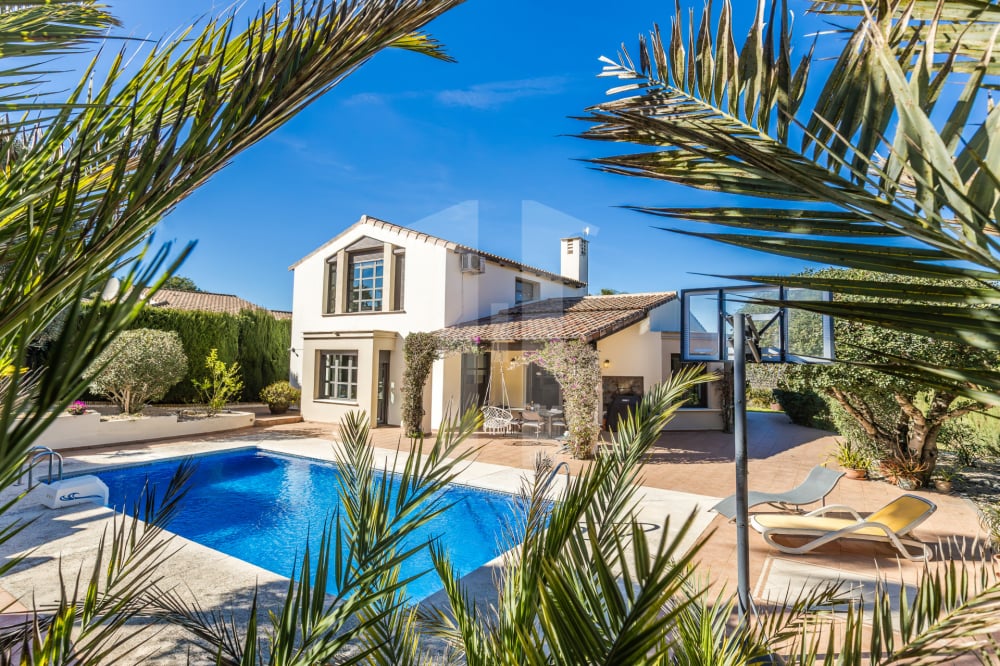 Luxe Villa in Villes del Vent, Jávea, met Privézwembad en Mediterrane Tuin