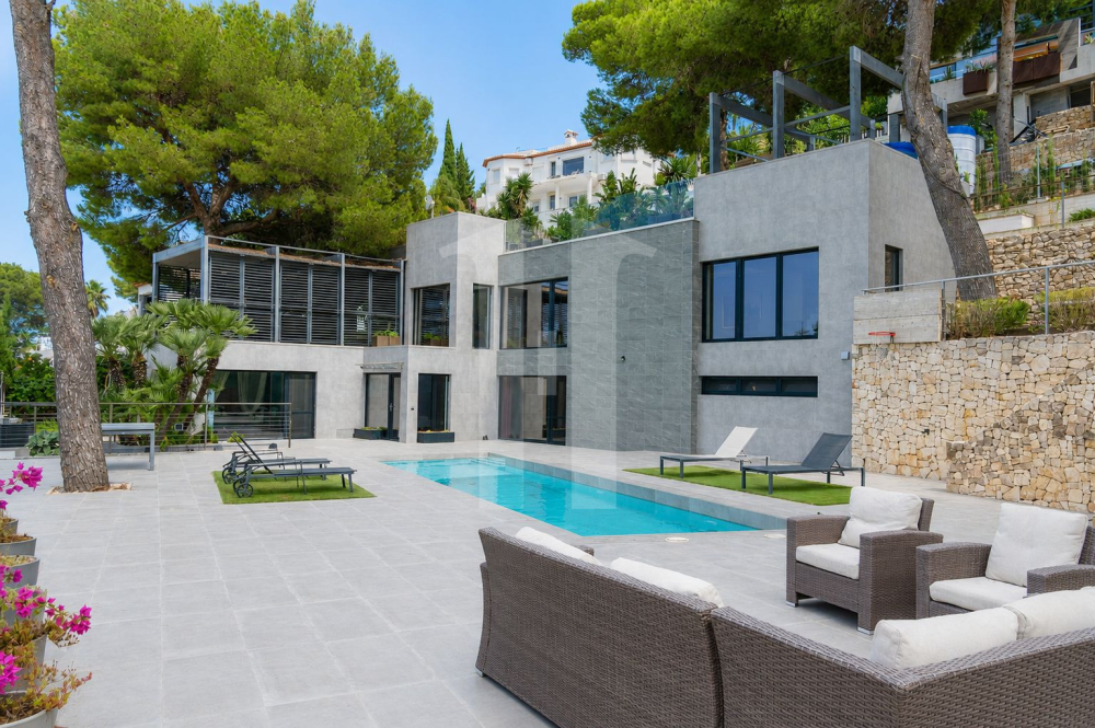 Élégance, espace et intimité dans une spectaculaire villa de luxe à Jávea