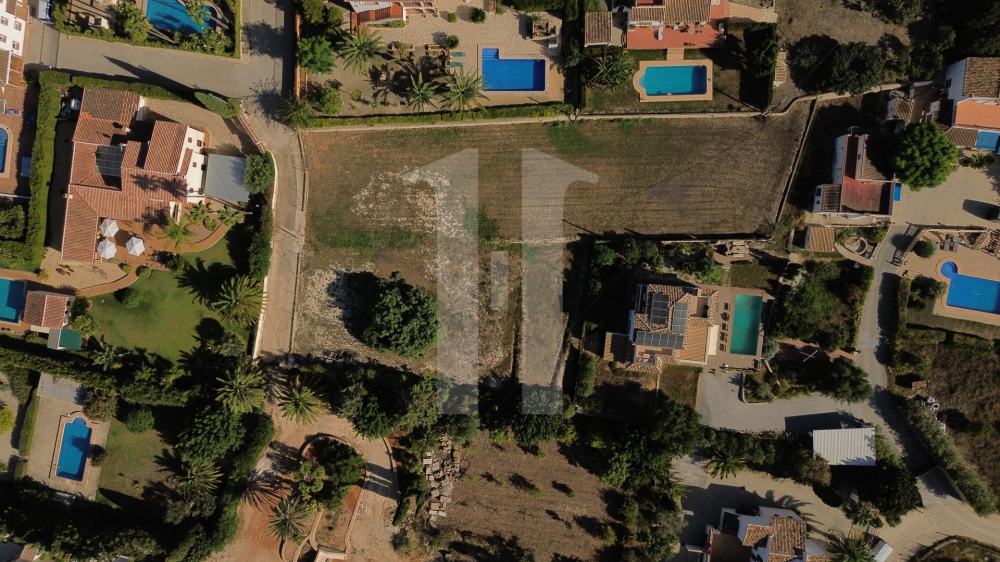 A Unique Opportunity to Build in Tossals