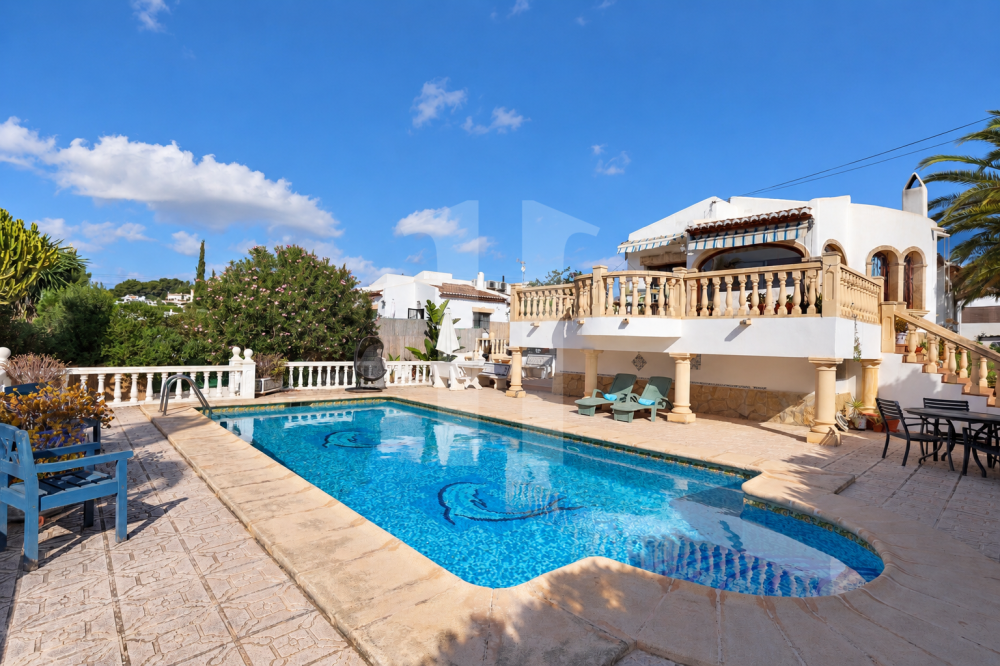 Charming villa in Pinosol with panoramic views of the Montgó